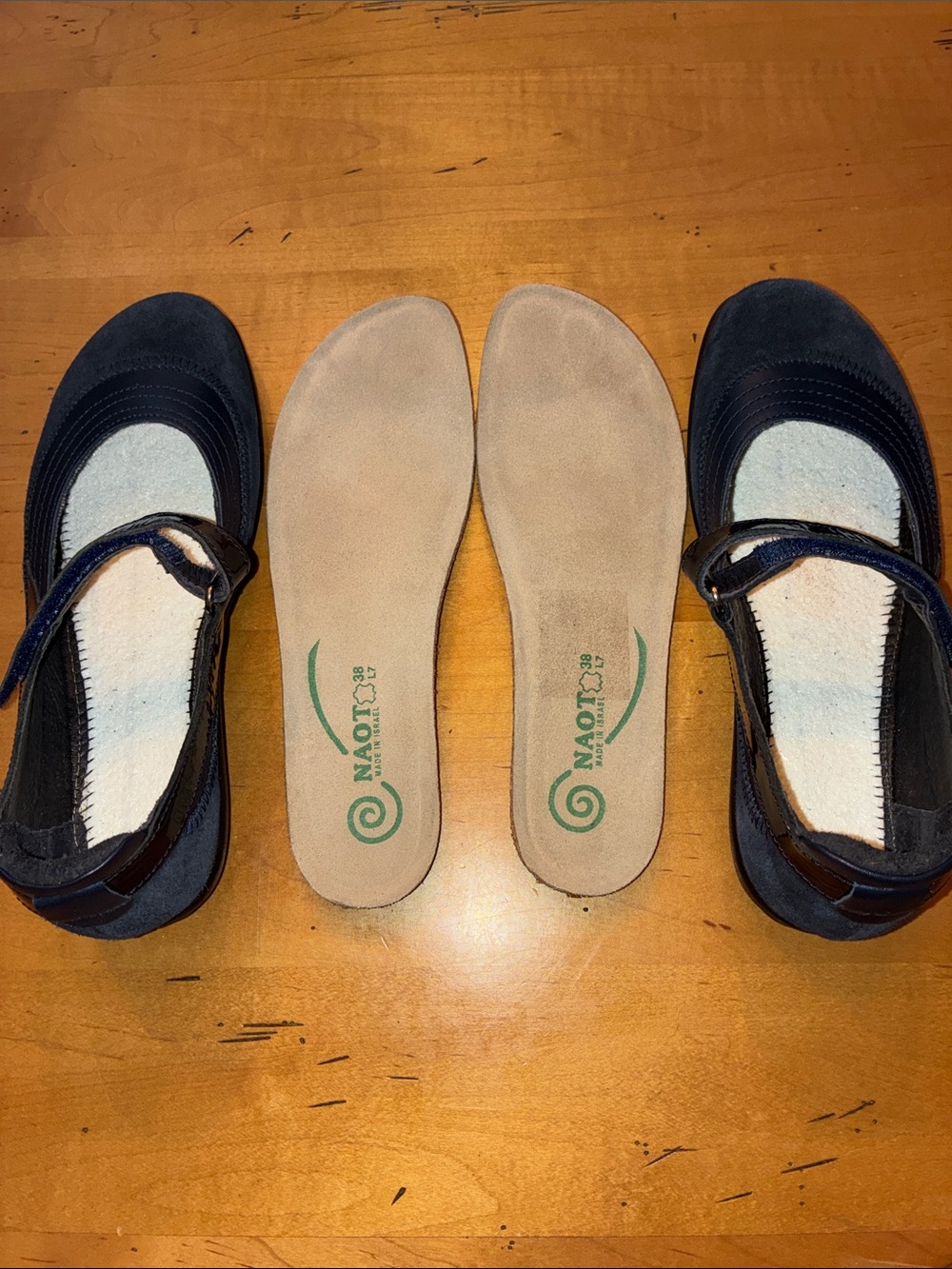 NAOT Kirei EUC Navy Blue Mary Jane’s Style With Adjustable Strap. Size 38/US7. - Picture 4 of 11